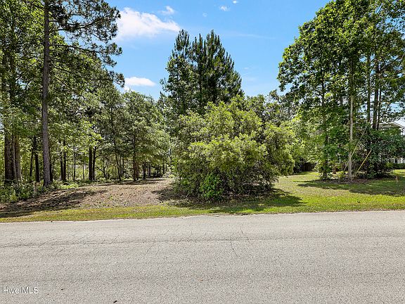 3rd image of 212 Fullard Drive