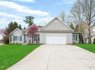5398 Barnhill St, Louisville, OH 44641