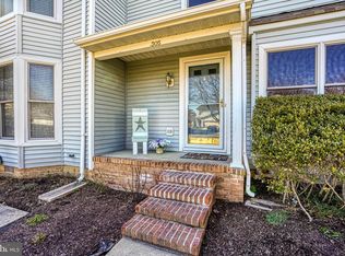 305 Harbour Sound Dr, Chester, MD 21619