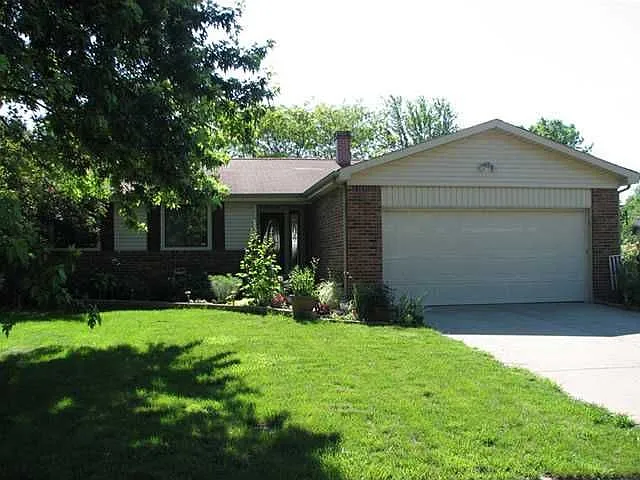 8515 Castleton Blvd photo 1