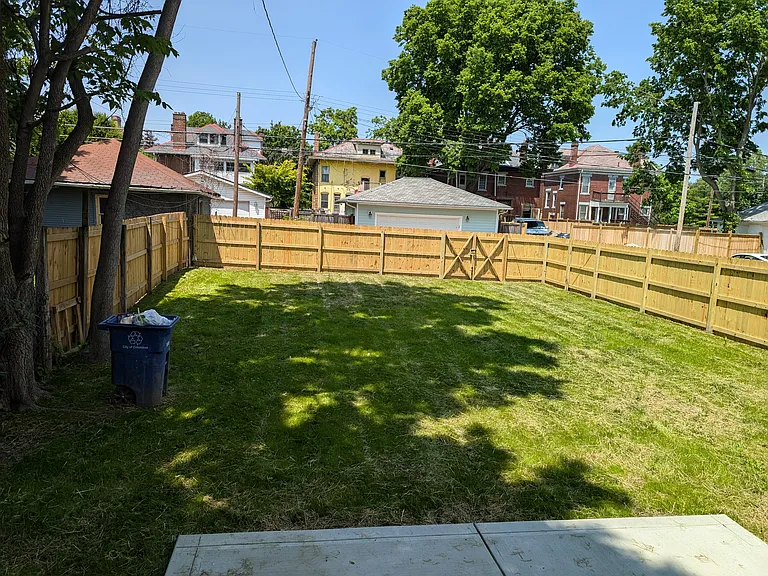 Private fenced in back yard.