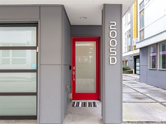 4th image of 2005 E Denny Way Unit D