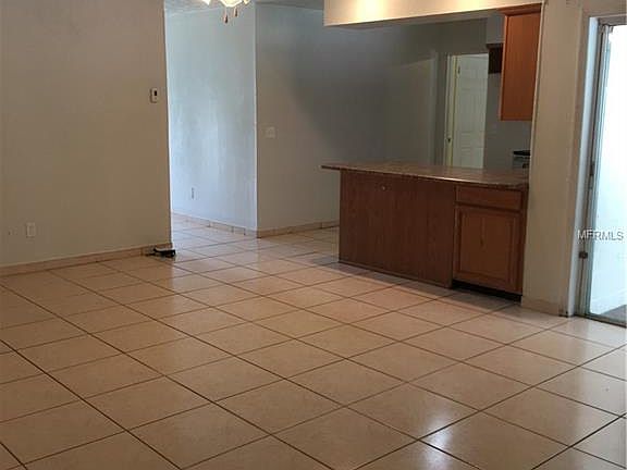 3rd image of 10354 Jepson St