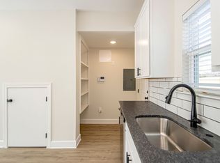 1 Bed Bath Townhome in Rockwater Village - Downtown North Little Rock, North Little Rock, AR 72114