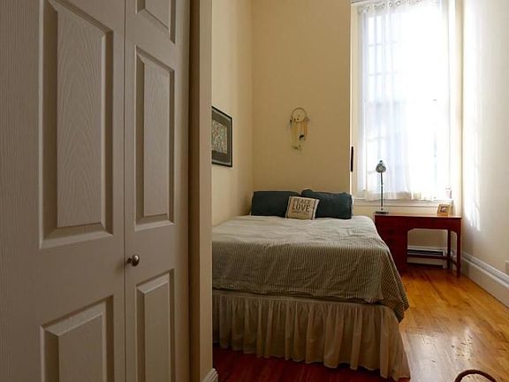 4th image of 327 Saint Nicholas Ave APT 3M
