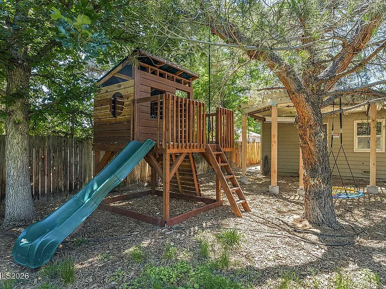 645 Grand Canyon Blvd — Photo 1