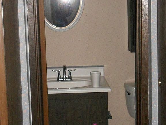 5th image of 1031 Pike St NE