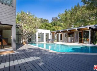 634 Hightree Rd, Santa Monica, CA 90402