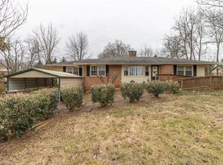6721 Forsythia Dr, Greensboro, NC 27410