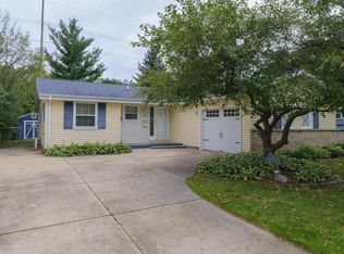 4433 Harrison Rd, Kenosha, WI 53142