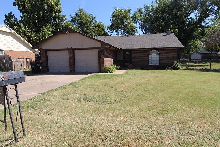 1st image of 1100 Kings Ct
