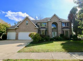 921 Internationale Pkwy, Woodridge, IL 60517