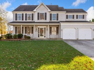 30 Brittany Dr, Bayville, NJ 08721