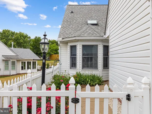 11330 Savannah Dr, Fredericksburg, VA 22407