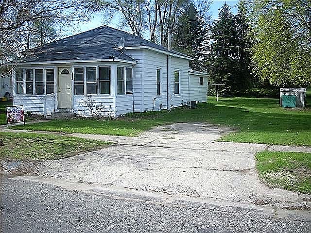 1st image of 224 W Congress St