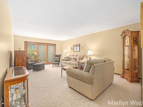 4th image of 3993 Johnson Ln SW
