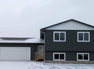 204 Sund St, Worthing, SD 57077