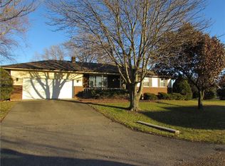 1146 McKimber Ln, Knoxville, IA 50138