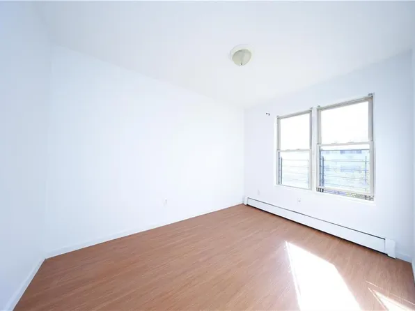 517 Milford Street image 16 of 32