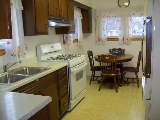 4th image of 801 Alcoa Ave