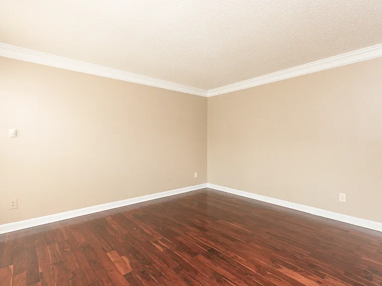 1400 Autumn Ridge Dr — Photo 11