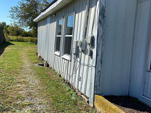driveway side of house
