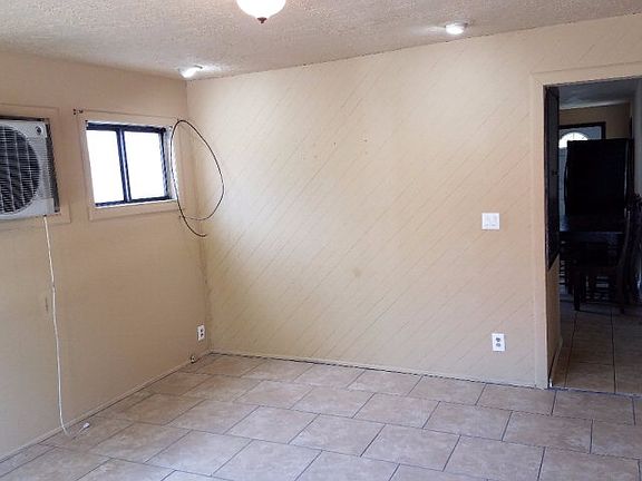 5th image of 259 Hill St