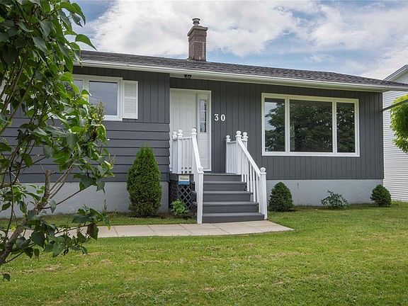 3rd image of 30 Uplands Road