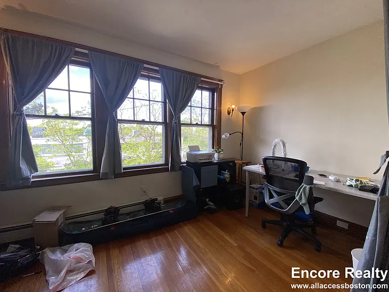 8 Worthington St #2 — Photo 2