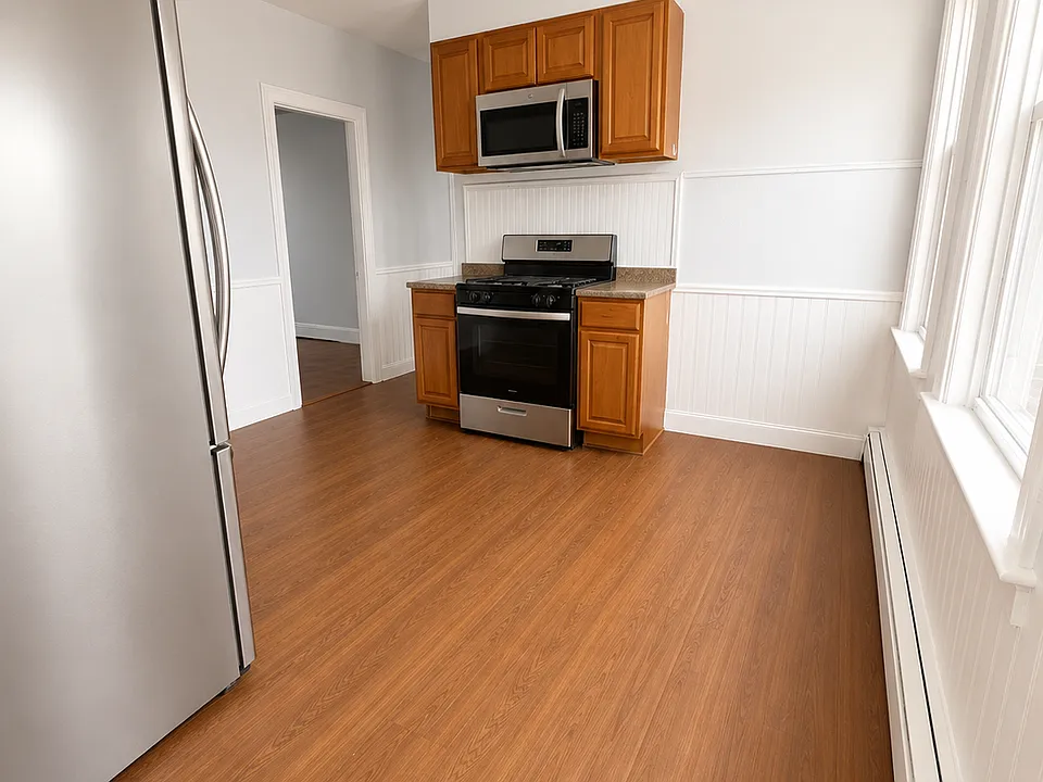 982 Douglas Ave #3