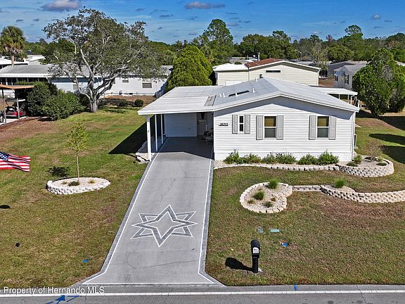 3rd image of 15712 Brookridge Blvd