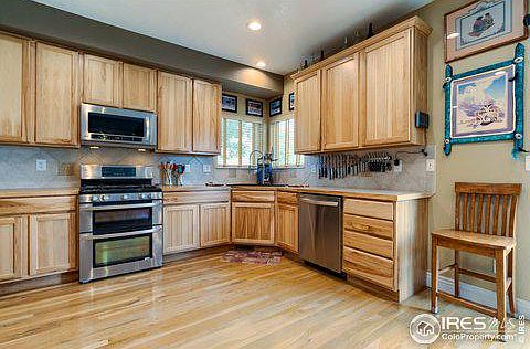 4th image of 10137 W 15th St