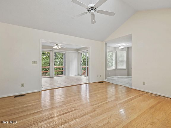 4th image of 60 Carolina Shores Drive