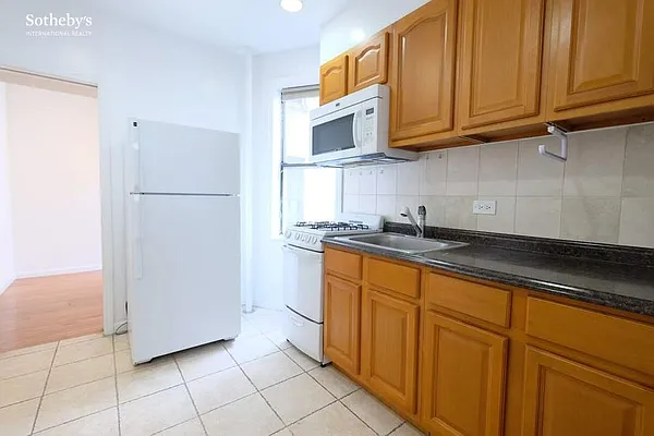 Rented by Sotheby's International Realty | media 9