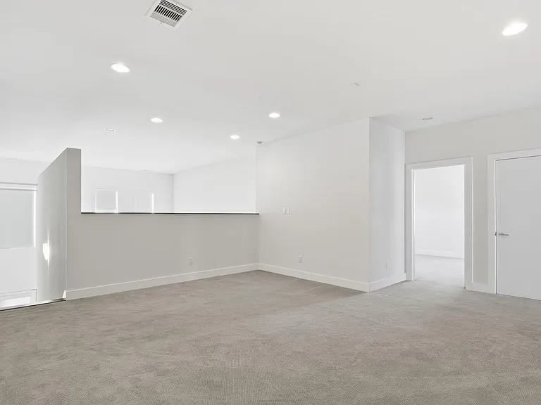 5519 Paraiso Pl — Photo 22