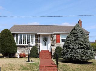 7802 Lister St, Philadelphia, PA 19152