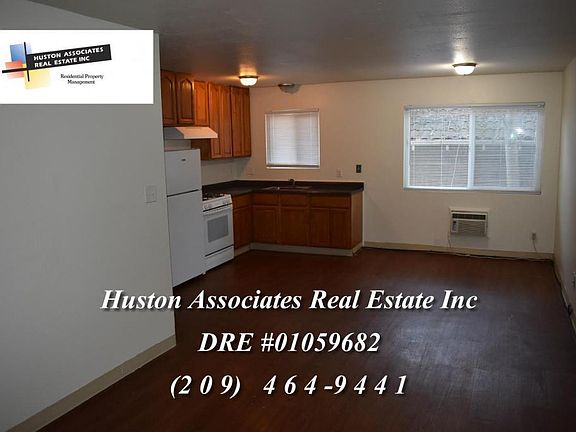 3rd image of 404 W Oak St #3