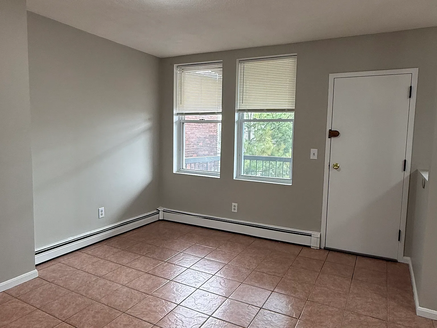 2 bed, $2,500 — Photo 2