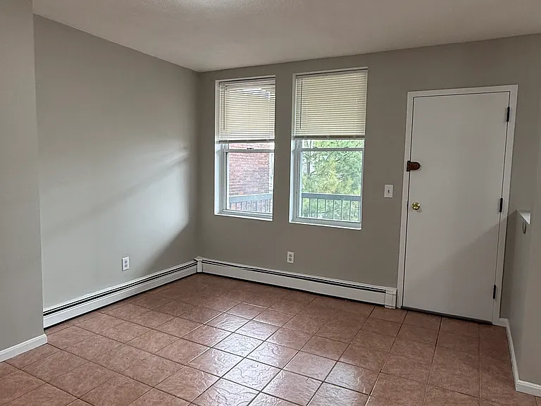 69 Shawmut St #2 — Photo 2