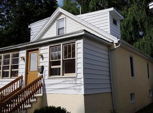 9 Poplar St, Rensselaer, NY 12144