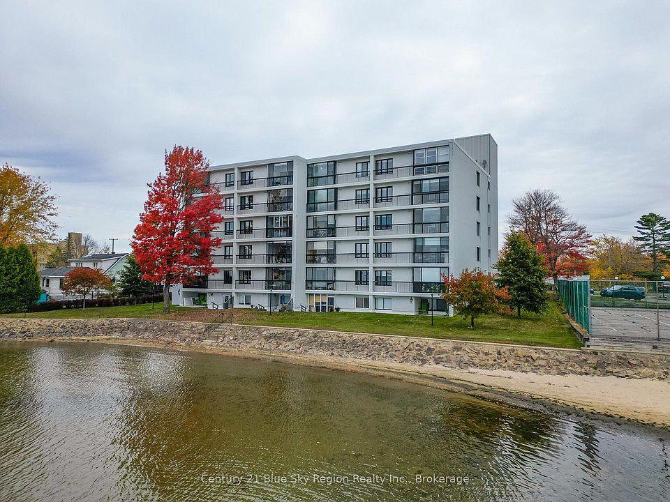 1st image of 425 William St #401