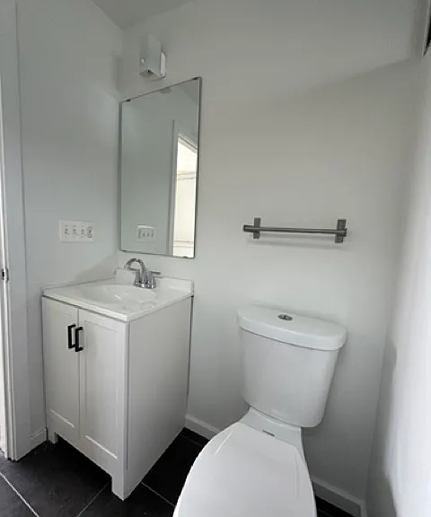 2821 Remington Ave — Photo 17
