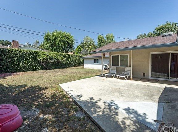 2nd image of 551 E Leadora Ave