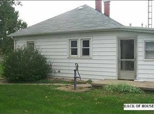317 S Harrison St, Colfax, IL 61728