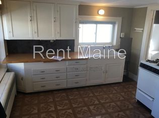 10 Dartmouth St, Old Town, ME 04468