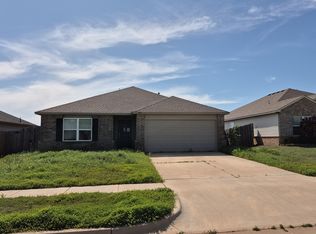 1216 Limestone Dr, Noble, OK 73068