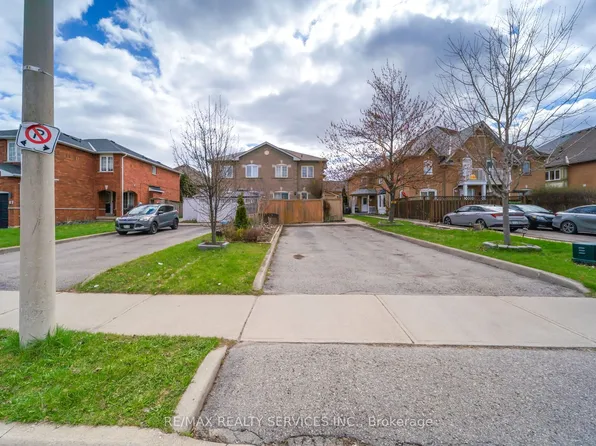 79 Pressed Brick Dr, Brampton, ON L6V 4K5