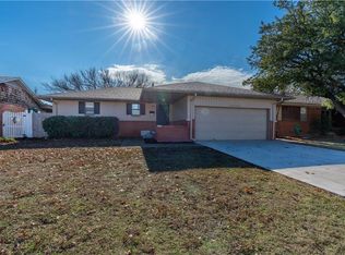 2800 Lakeside Dr, Oklahoma City, OK 73120