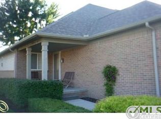 33800 Michigamme Dr, Chesterfield, MI 48047
