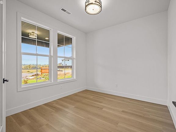 5th image of 3525 N 11th Cir